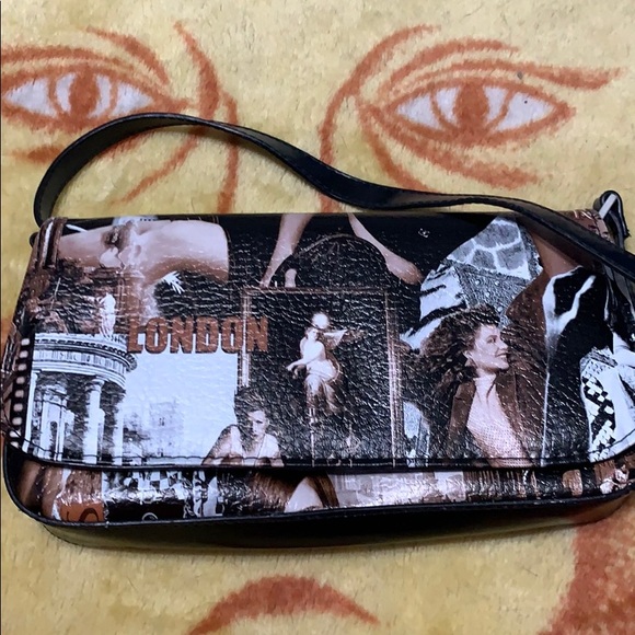 Purse - Picture 1 of 3